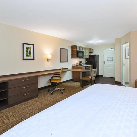 Candlewood Suites Louisville - Ne Downtown Area By Ihg Exterior photo