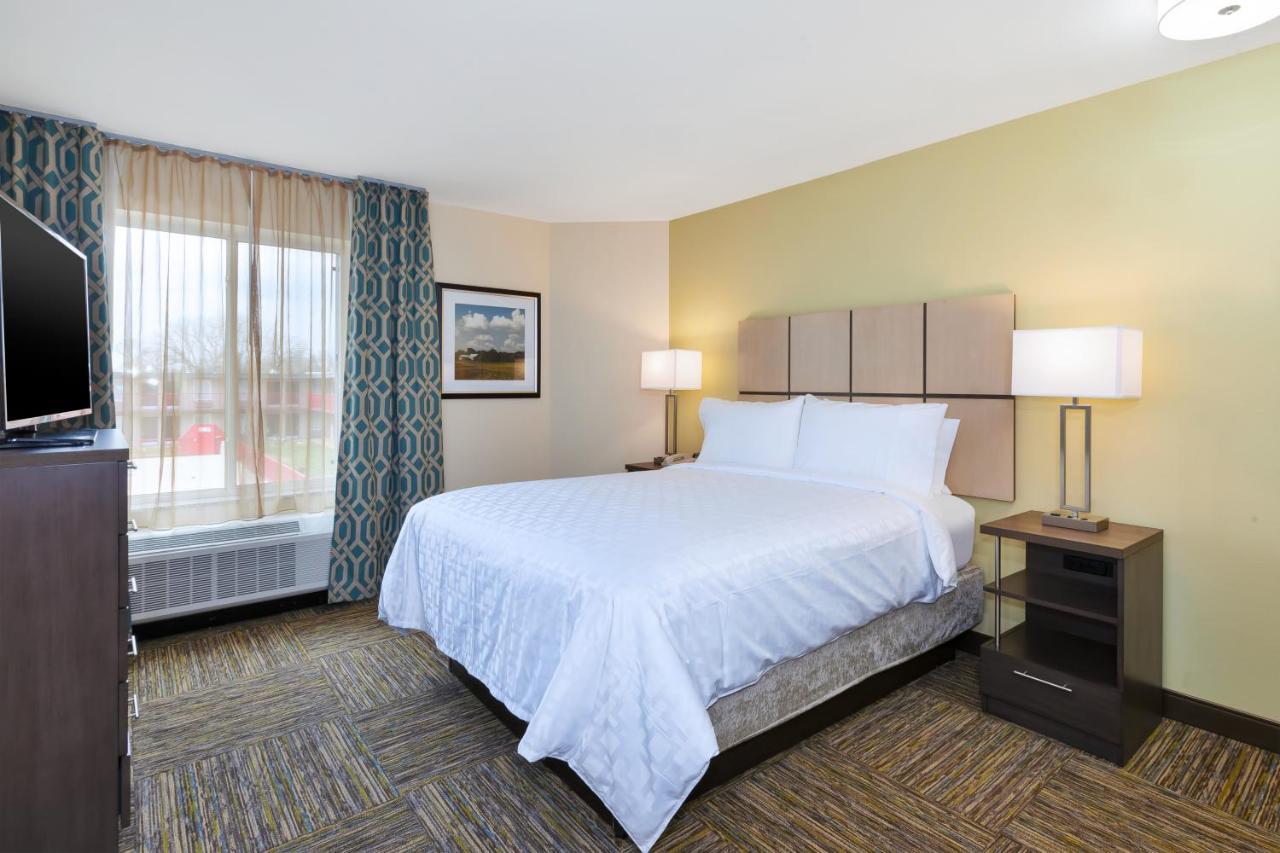 Candlewood Suites Louisville - Ne Downtown Area By Ihg Exterior photo