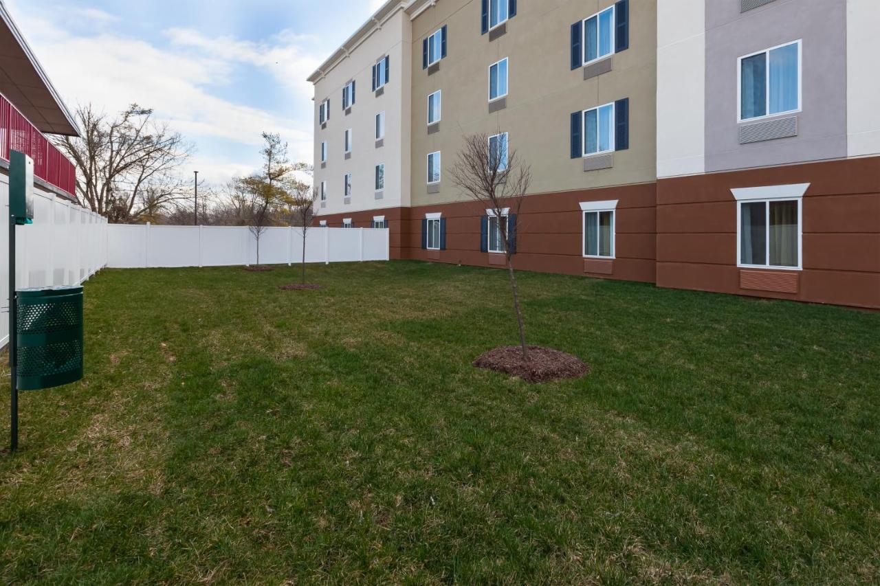 Candlewood Suites Louisville - Ne Downtown Area By Ihg Exterior photo