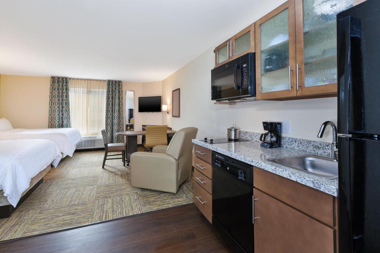 Candlewood Suites Louisville - Ne Downtown Area By Ihg Exterior photo