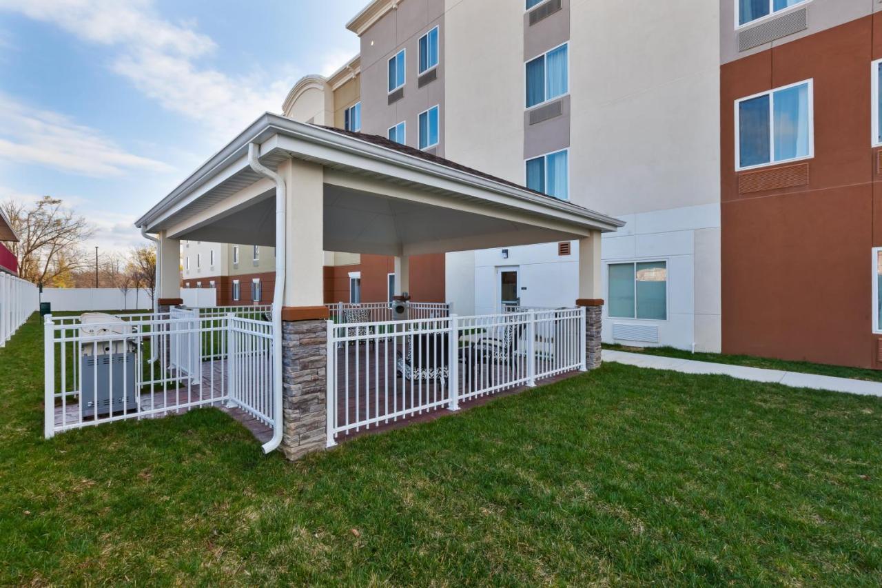 Candlewood Suites Louisville - Ne Downtown Area By Ihg Exterior photo